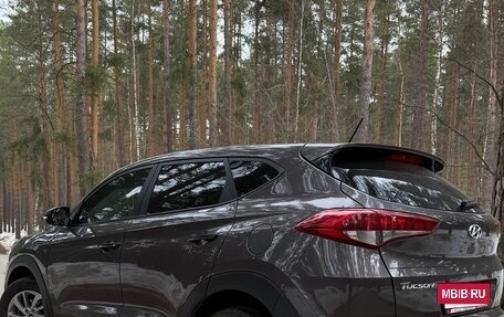 Hyundai Tucson III, 2016 год, 1 750 000 рублей, 3 фотография