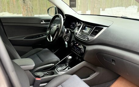 Hyundai Tucson III, 2016 год, 1 750 000 рублей, 12 фотография