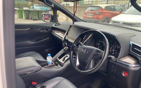 Toyota Alphard III, 2020 год, 5 900 000 рублей, 8 фотография