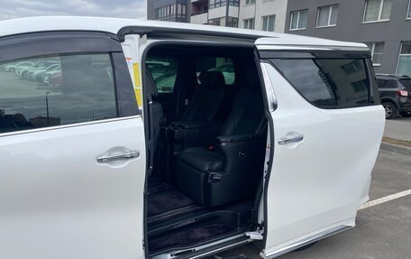 Toyota Alphard III, 2020 год, 5 900 000 рублей, 11 фотография