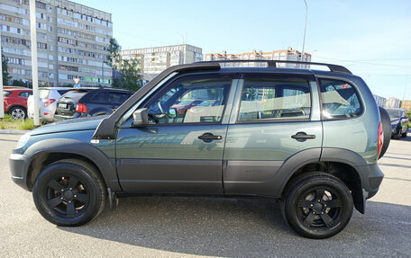 Chevrolet Niva I рестайлинг, 2018 год, 815 000 рублей, 10 фотография