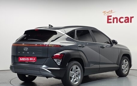 Hyundai Kona, 2023 год, 1 950 000 рублей, 4 фотография