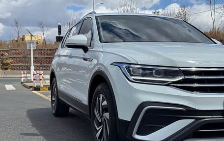 Volkswagen Tiguan II, 2023 год, 2 010 007 рублей, 4 фотография