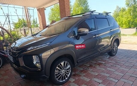Mitsubishi Xpander, 2022 год, 2 350 000 рублей, 1 фотография