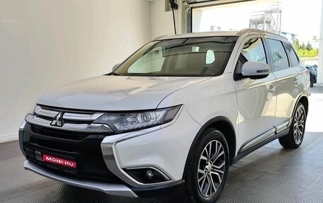 Mitsubishi Outlander III рестайлинг 3, 2017 год, 2 159 000 рублей, 1 фотография