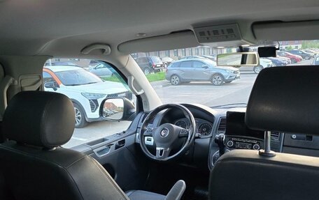 Volkswagen Multivan T5, 2011 год, 1 700 000 рублей, 5 фотография