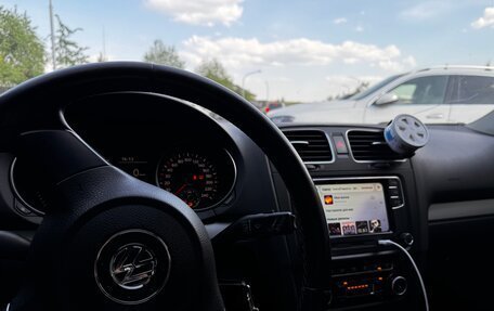 Volkswagen Golf VI, 2010 год, 590 000 рублей, 2 фотография