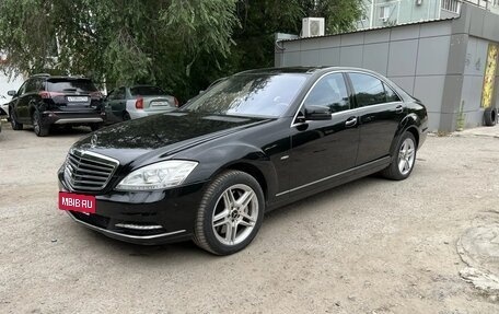 Mercedes-Benz S-Класс, 2011 год, 1 250 000 рублей, 3 фотография