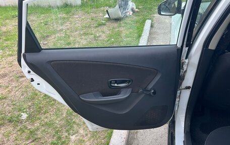 Nissan Almera, 2018 год, 650 000 рублей, 25 фотография