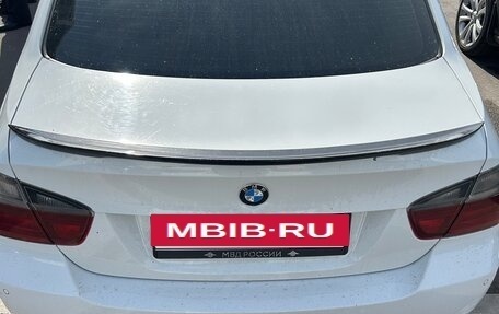 BMW 3 серия, 2006 год, 800 000 рублей, 12 фотография