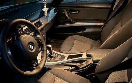 BMW 3 серия, 2006 год, 800 000 рублей, 21 фотография