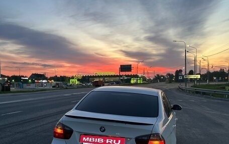 BMW 3 серия, 2006 год, 800 000 рублей, 15 фотография