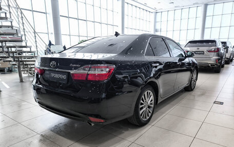 Toyota Camry, 2017 год, 2 300 000 рублей, 5 фотография