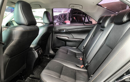 Toyota Camry, 2017 год, 2 300 000 рублей, 12 фотография