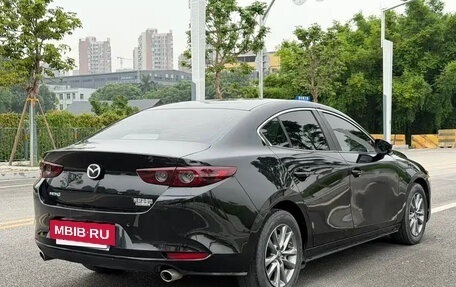 Mazda 3, 2021 год, 1 090 000 рублей, 4 фотография