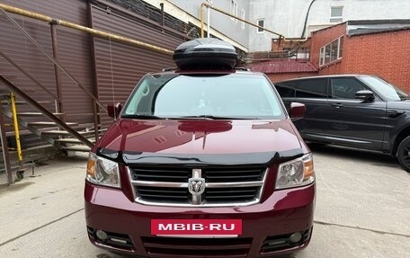 Dodge Caravan V, 2009 год, 830 000 рублей, 14 фотография