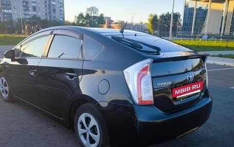 Toyota Prius, 2014 год, 1 250 000 рублей, 3 фотография