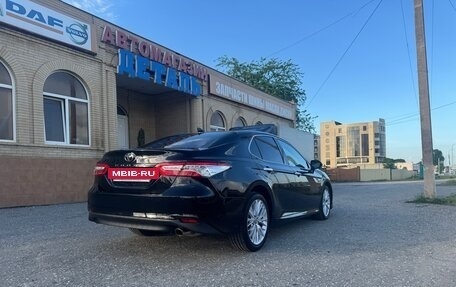 Toyota Camry, 2020 год, 2 750 000 рублей, 2 фотография