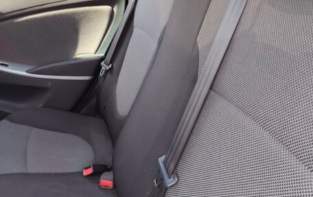 Hyundai Solaris II рестайлинг, 2013 год, 650 000 рублей, 3 фотография