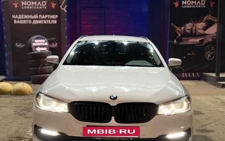 BMW 5 серия, 2018 год, 2 700 000 рублей, 3 фотография