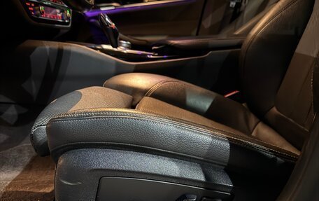 BMW 5 серия, 2018 год, 2 700 000 рублей, 28 фотография
