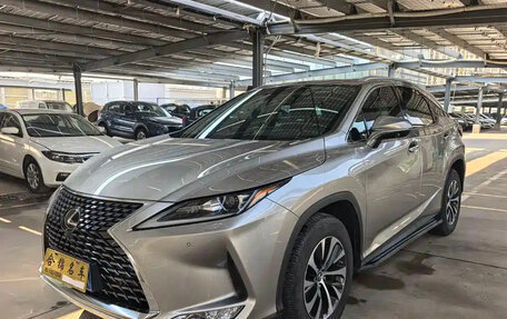 Lexus RX IV рестайлинг, 2021 год, 4 600 000 рублей, 3 фотография