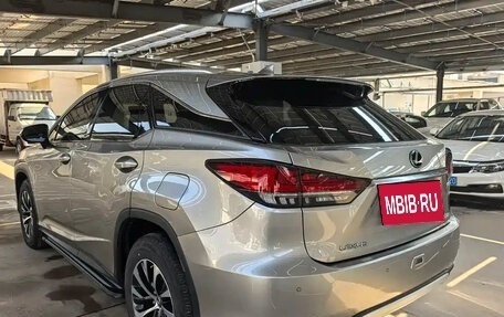 Lexus RX IV рестайлинг, 2021 год, 4 600 000 рублей, 6 фотография