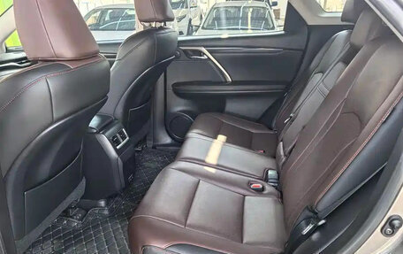 Lexus RX IV рестайлинг, 2021 год, 4 600 000 рублей, 9 фотография