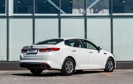 KIA Optima IV, 2016 год, 1 800 000 рублей, 2 фотография
