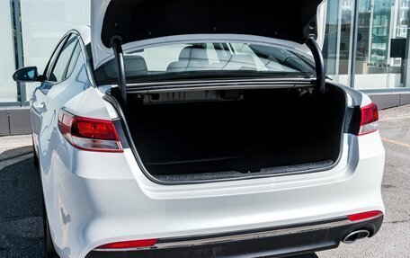 KIA Optima IV, 2016 год, 1 800 000 рублей, 21 фотография