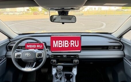 Toyota RAV4, 2026 год, 4 000 000 рублей, 29 фотография