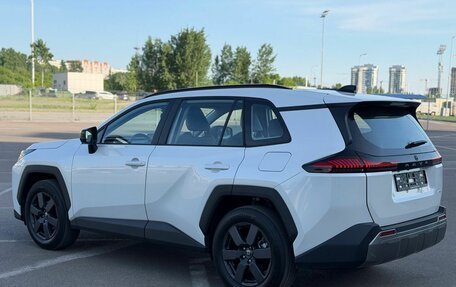 Toyota RAV4, 2025 год, 3 900 000 рублей, 4 фотография