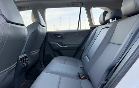 Toyota RAV4, 2025 год, 3 900 000 рублей, 31 фотография