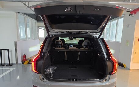 Volvo XC90 II рестайлинг, 2025 год, 7 350 000 рублей, 9 фотография