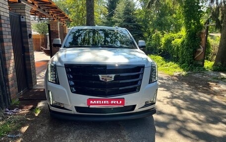 Cadillac Escalade IV, 2020 год, 6 790 000 рублей, 3 фотография
