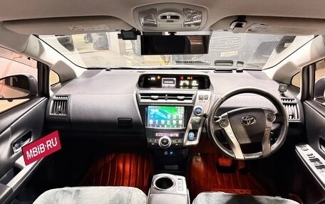 Toyota Prius Alpha I (ZVW40/41), 2015 год, 1 800 000 рублей, 6 фотография