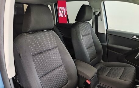 Volkswagen Tiguan I, 2010 год, 900 000 рублей, 19 фотография