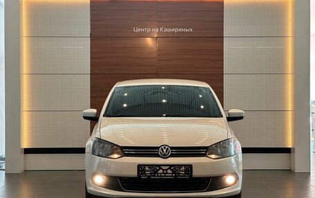 Volkswagen Polo VI (EU Market), 2013 год, 899 000 рублей, 2 фотография