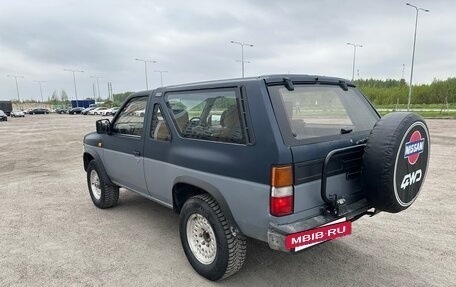 Nissan Terrano II рестайлинг, 1990 год, 600 000 рублей, 3 фотография