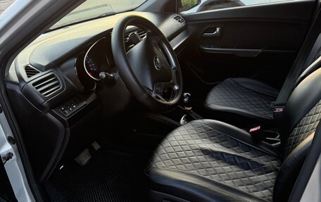 KIA Rio III рестайлинг, 2016 год, 960 000 рублей, 5 фотография
