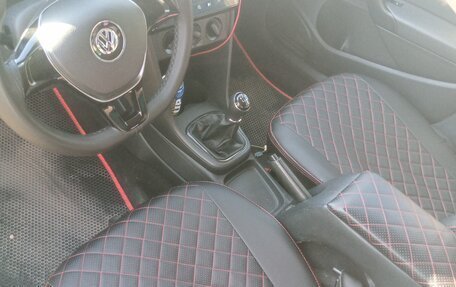 Volkswagen Polo VI (EU Market), 2015 год, 750 000 рублей, 6 фотография