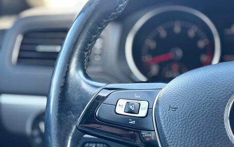 Volkswagen Jetta VI, 2016 год, 1 300 000 рублей, 15 фотография
