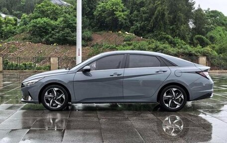 Hyundai Elantra, 2022 год, 1 287 000 рублей, 8 фотография