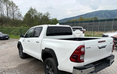 Toyota Hilux VIII, 2023 год, 3 730 000 рублей, 5 фотография