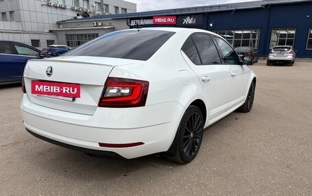 Skoda Octavia, 2017 год, 1 950 000 рублей, 6 фотография