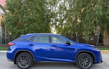 Lexus RX IV рестайлинг, 2017 год, 3 850 000 рублей, 4 фотография