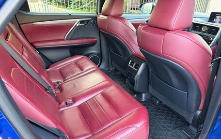 Lexus RX IV рестайлинг, 2017 год, 3 850 000 рублей, 15 фотография