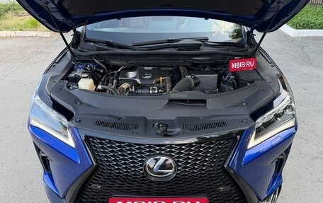 Lexus RX IV рестайлинг, 2017 год, 3 850 000 рублей, 23 фотография
