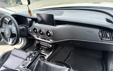 KIA Stinger I, 2021 год, 2 550 000 рублей, 6 фотография