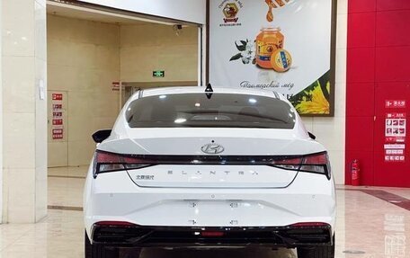 Hyundai Elantra, 2022 год, 1 285 000 рублей, 5 фотография